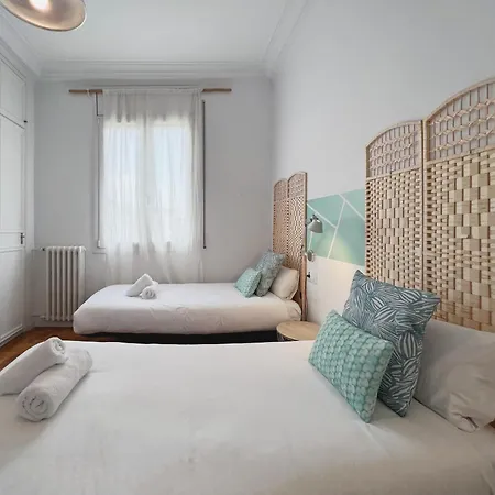 U-nique Roger Lluria Apartment Barcelona